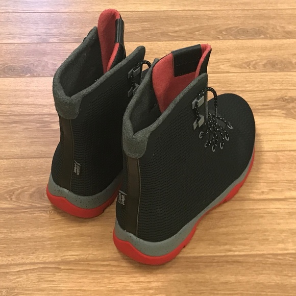 Nike Air Jordan Future Boot Bred Size US Men’s 12 - Picture 2 of 16